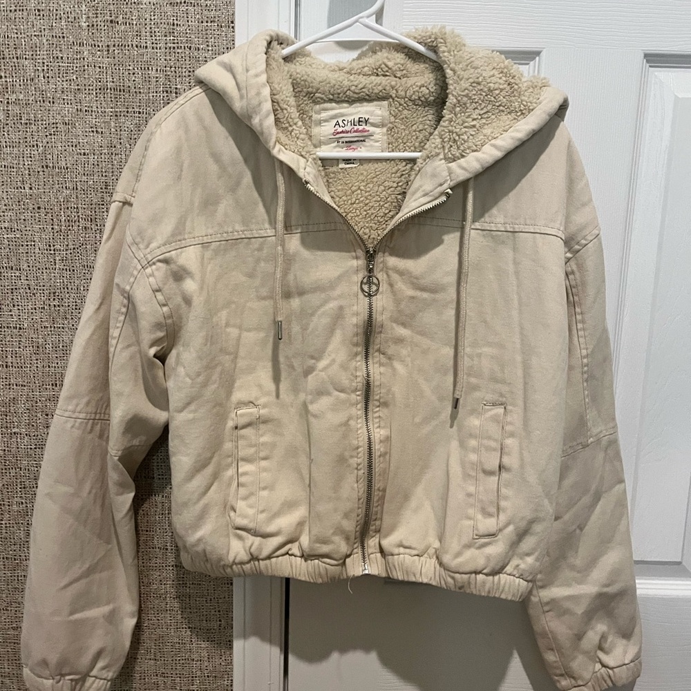 Cropped lined jacket - Picture 4 of 4